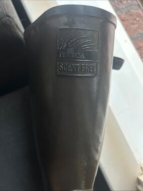Itasca Men’s Scent-Free Rain Boots in Dark Brown